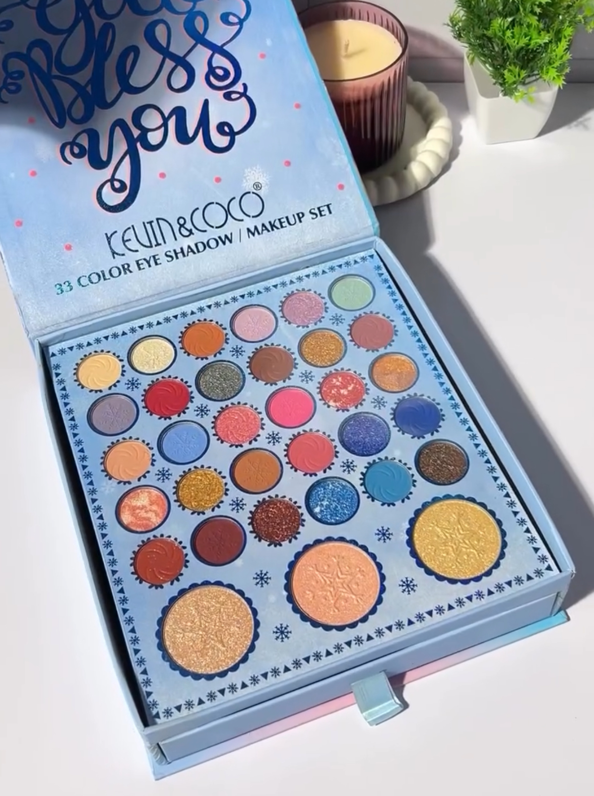 KEVIN & COCO Winter Muse – 33 Color Eyeshadow Book
