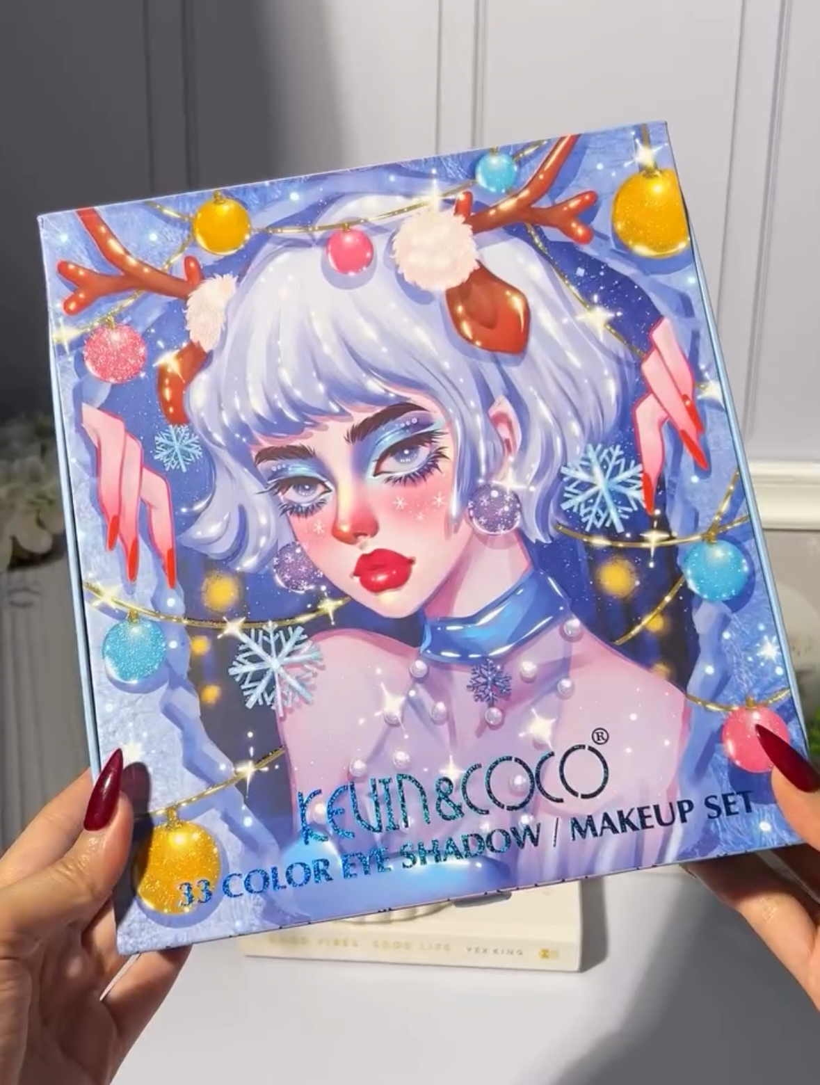 KEVIN & COCO Winter Muse – 33 Color Eyeshadow Book